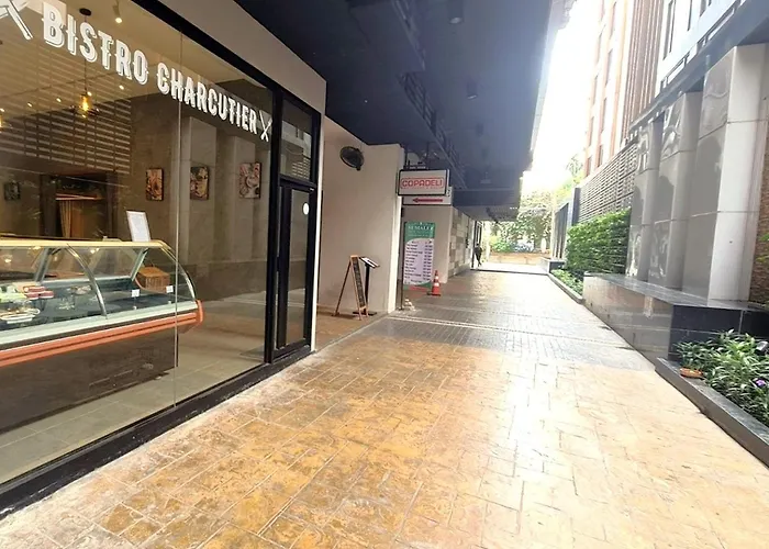 Apartment In Heart Of